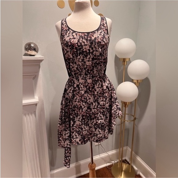 EUC Club Monaco Silk Floral Tank Dress - Picture 3 of 9